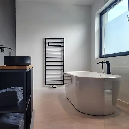 Schlossterrassen 4b *